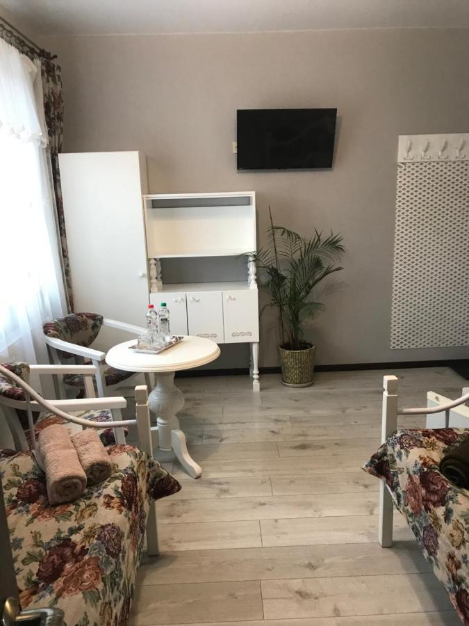 Villa Galicia Berehove  Bagian luar foto