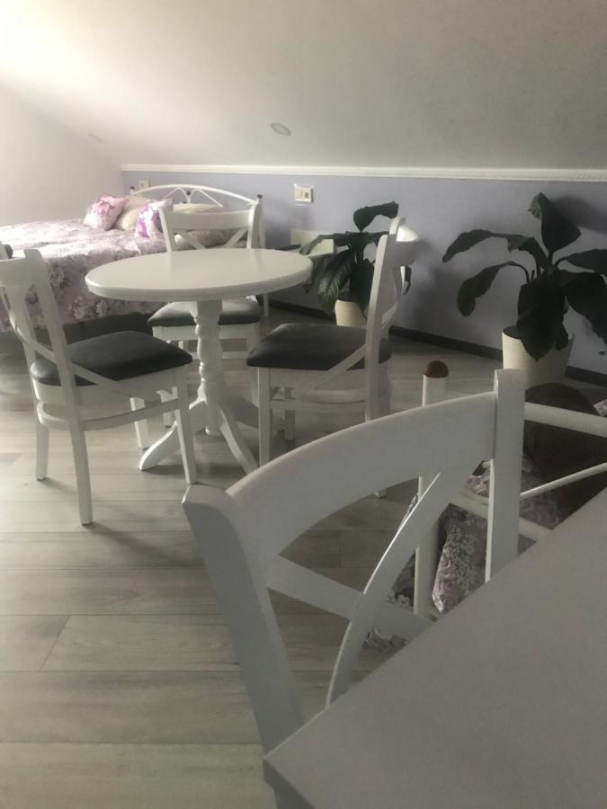 Villa Galicia Berehove  Bagian luar foto